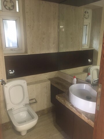 Bathroom in 4 BHK Apartment at Santacruz West – for Rent