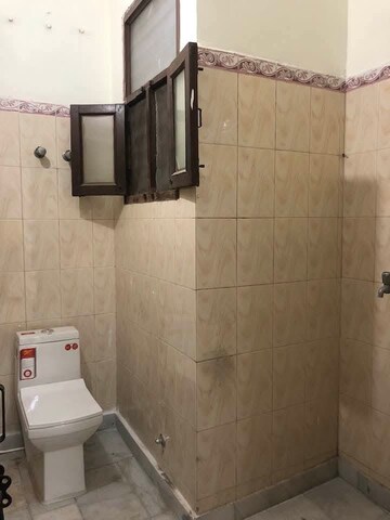 Bathroom in 3 BHK Builder Floor at Satyam Plaza, Sector 15 – for Rent