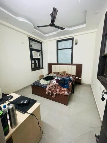 Master Bedroom in 3 BHK Builder Floor at Bharat Residency Gurgaon, Sector 15 – for Rent