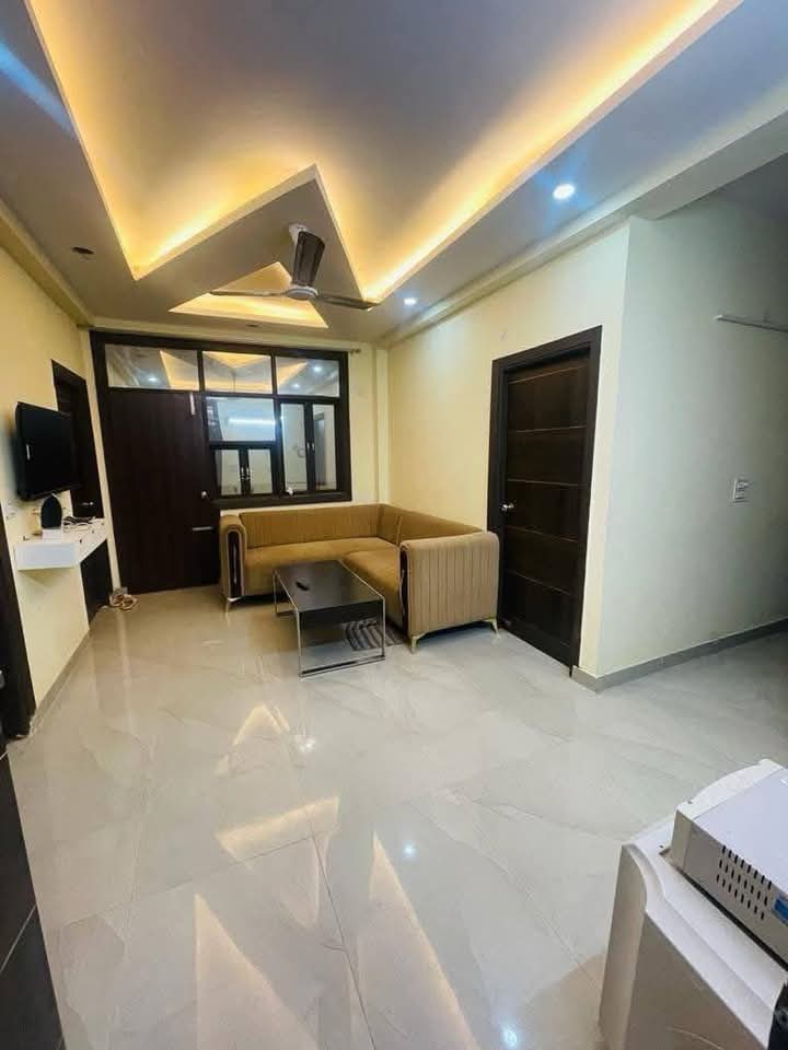 3 BHK 1650 Sq.Ft. Builder Floor in Bharat Residency Gurgaon