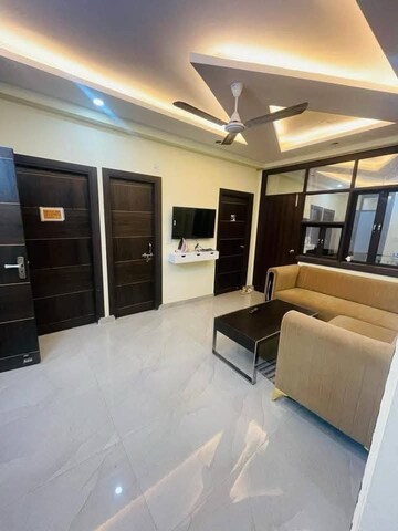 Master Bedroom in 3 BHK Builder Floor at Bharat Residency Gurgaon, Sector 15 – for Rent