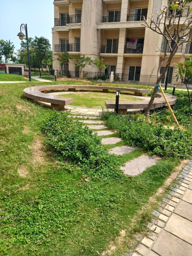 Garden, ats-allure 2.5 Bedroom 1350 Sq.Ft. Apartment In Sector 22d Yamuna Expressway Greater Noida 8920473