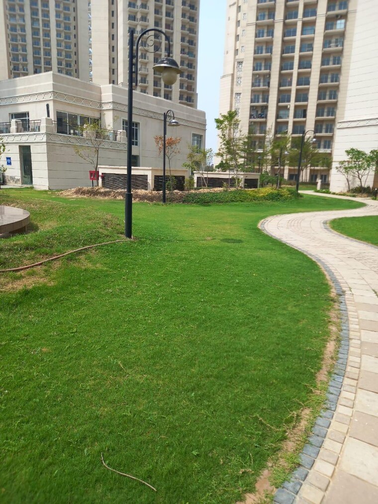 Garden, ats-allure 2.5 Bedroom 1350 Sq.Ft. Apartment In Sector 22d Yamuna Expressway Greater Noida 8920473