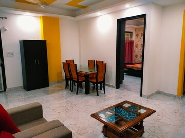 Bedroom in 3 BHK Builder Floor at DLF Star Mall, Sector 30 – for Rent