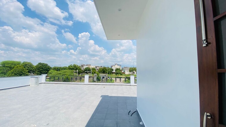 Balcony, gmada-eco-city 5 Bedroom 6000 Sq.Ft. Independent House In North Mullanpur Chandigarh 8920493