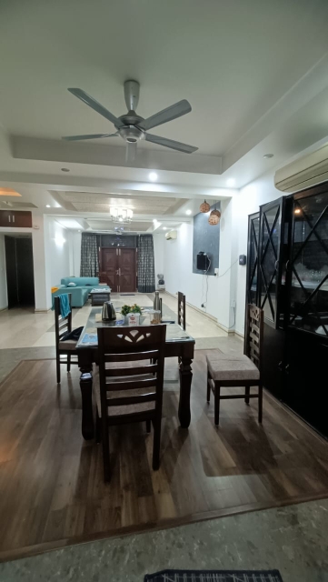 2 BHK Builder Floor For Rent in Milestone 32nd Avenue