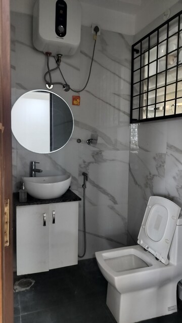 Master Bedroom in 3 BHK Apartment at Banjara Hills – for Rent