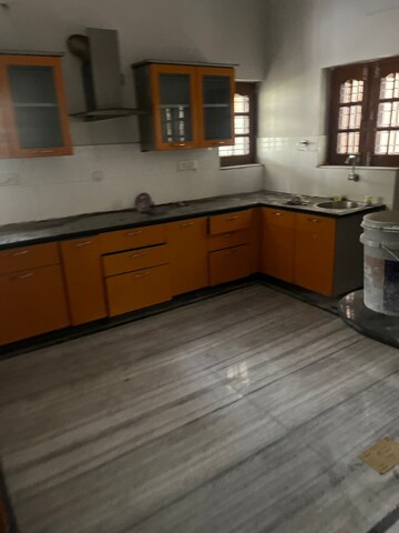 Kitchen in 6 BHK Independent House at Gms Road – for Rent
