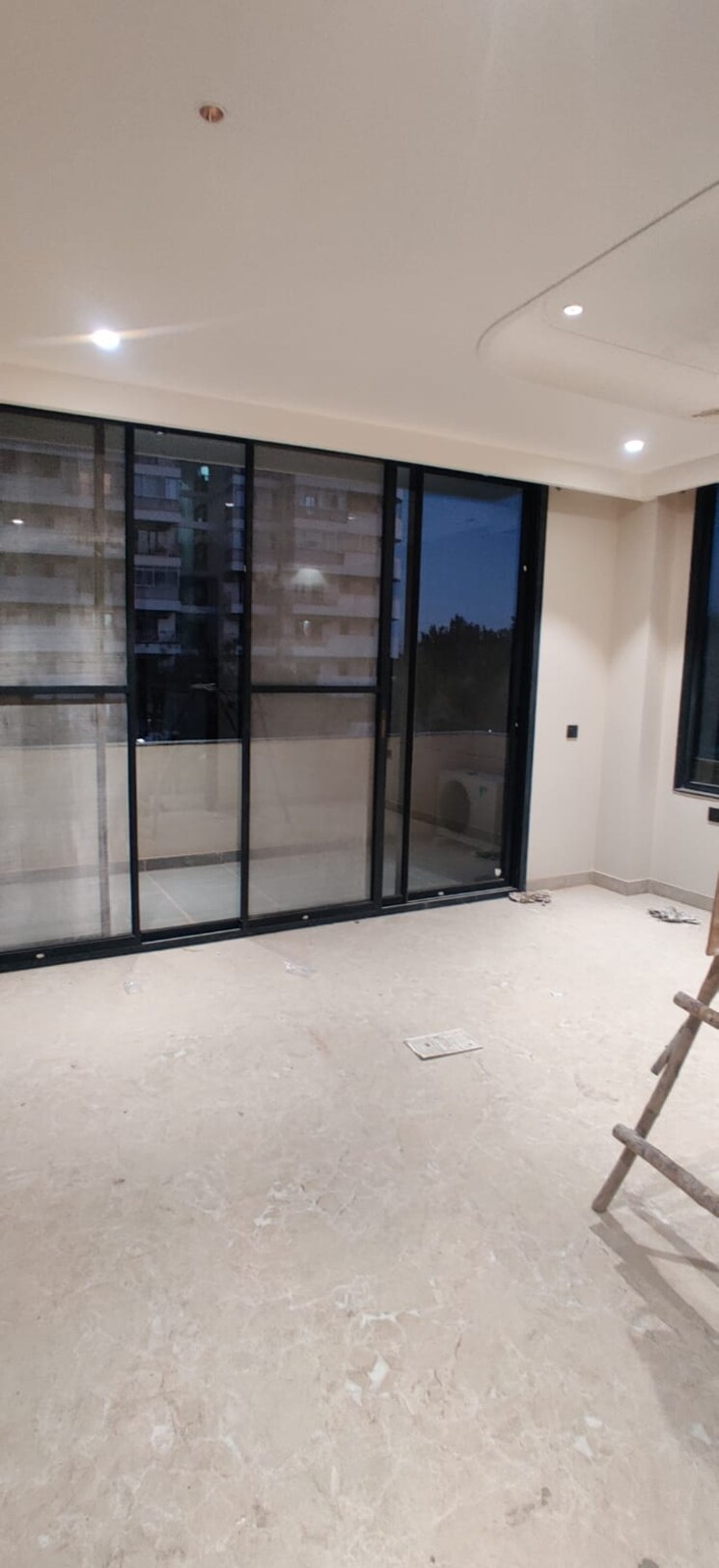 Room, dlf phase ii 3.5 Bedroom 250 Sq.Yd. Builder Floor In Dlf Phase ii Gurgaon 8920542