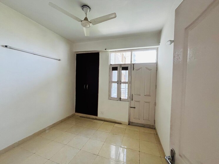 Room, tulip-orange 3 Bedroom 1137 Sq.Ft. Apartment In Sector 70 Gurgaon 8920568