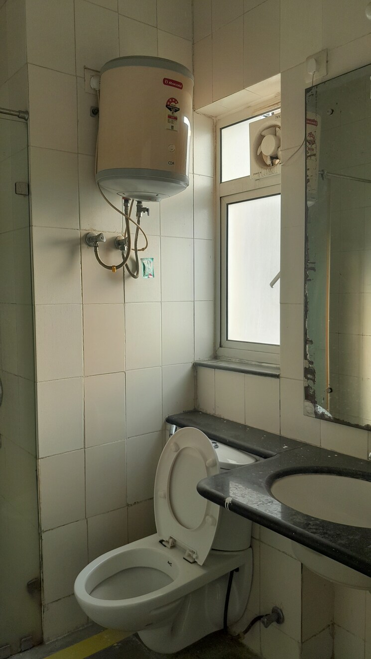 Bathroom, unitech-harmony 3 Bedroom 2471 Sq.Ft. Apartment In Sector 50 Gurgaon 8920588