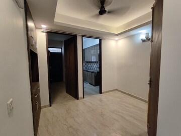 Room in 2 BHK Builder Floor at Sector 46 – for Rent