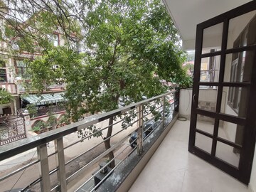 Balcony in 2 BHK Builder Floor at Sector 46 – for Rent