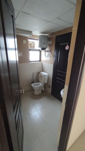 Attached Bathroom in 2.5 BHK Apartment at Logix Blossom County, Sector 137 – for Rent