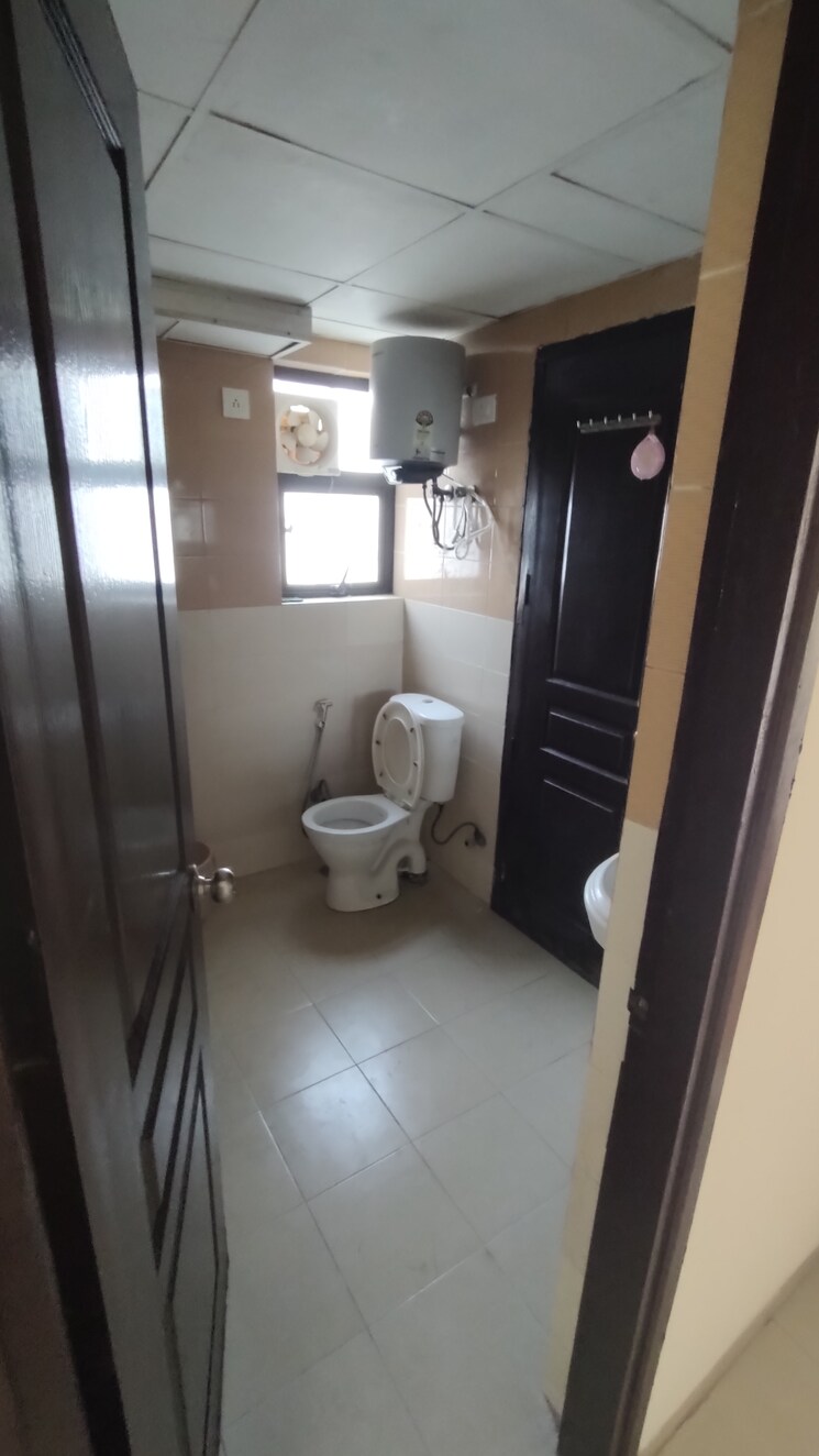 Attached Bathroom, logix-blossom-county 2.5 Bedroom 1418 Sq.Ft. Apartment In Sector 137 Noida 8920611