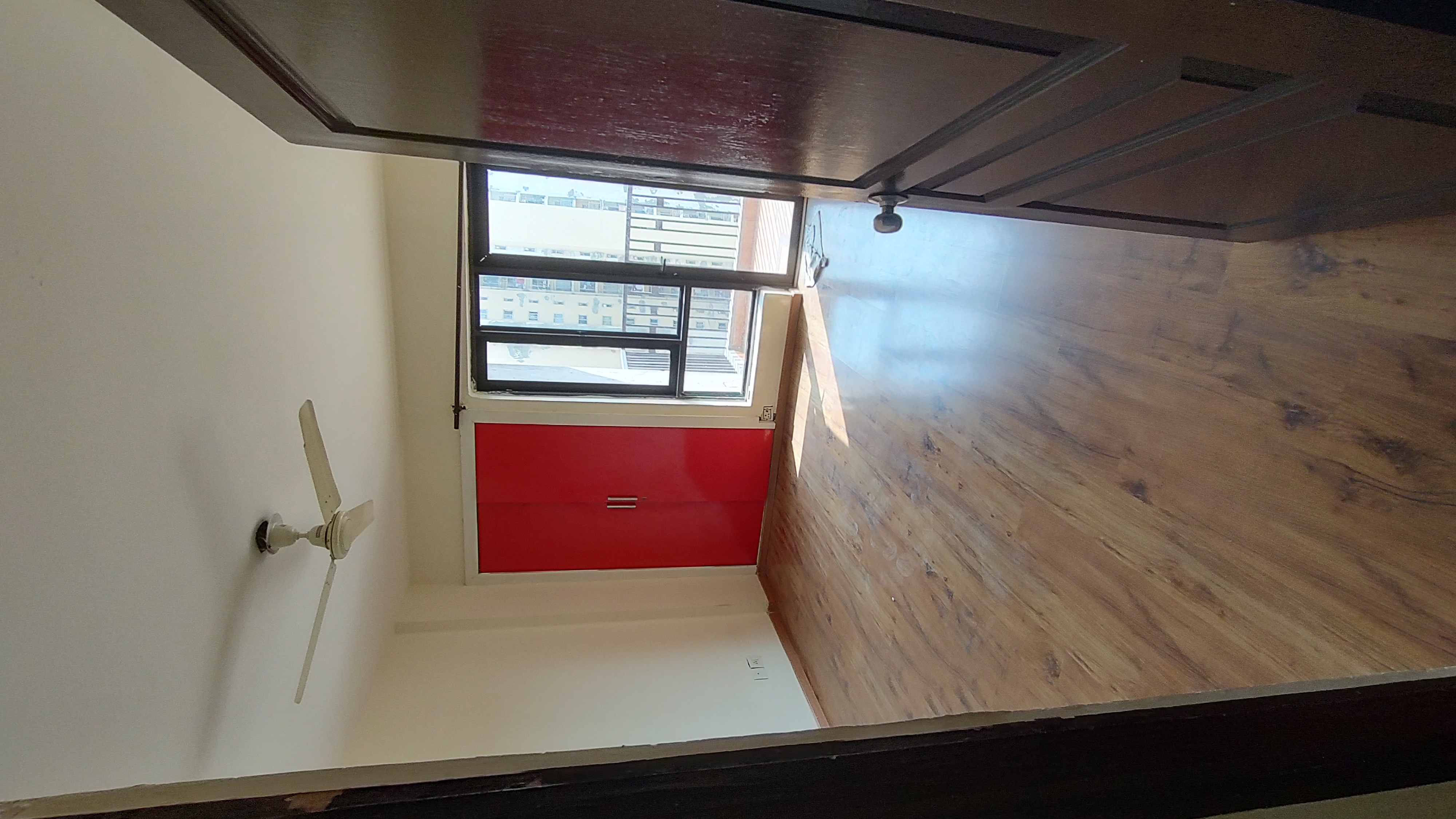 2.5 BHK + Extra Room Apartment For Rent in Logix Blossom County