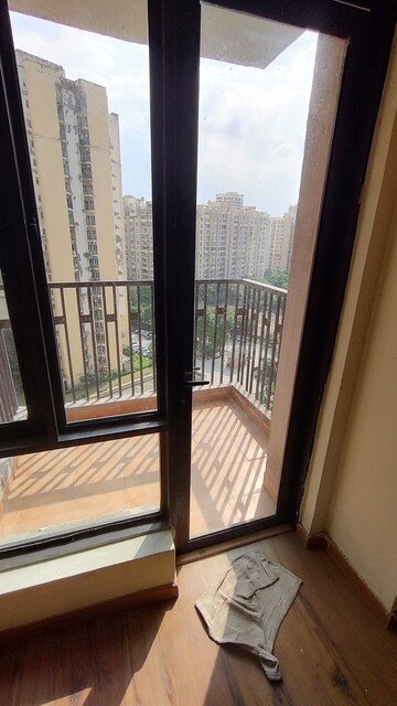 Balcony in 2.5 BHK Apartment at Logix Blossom County, Sector 137 – for Rent