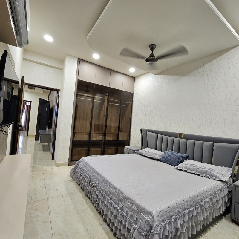 3 BHK + Pooja Room Apartment For Rent in Sushma Valencia