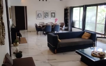 4 BHK Apartment For Rent in Bandra West