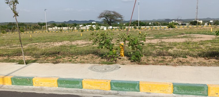 Garden, sr-sree-city  215 Sq.Yd. Plot In Agapally Hyderabad 8920632