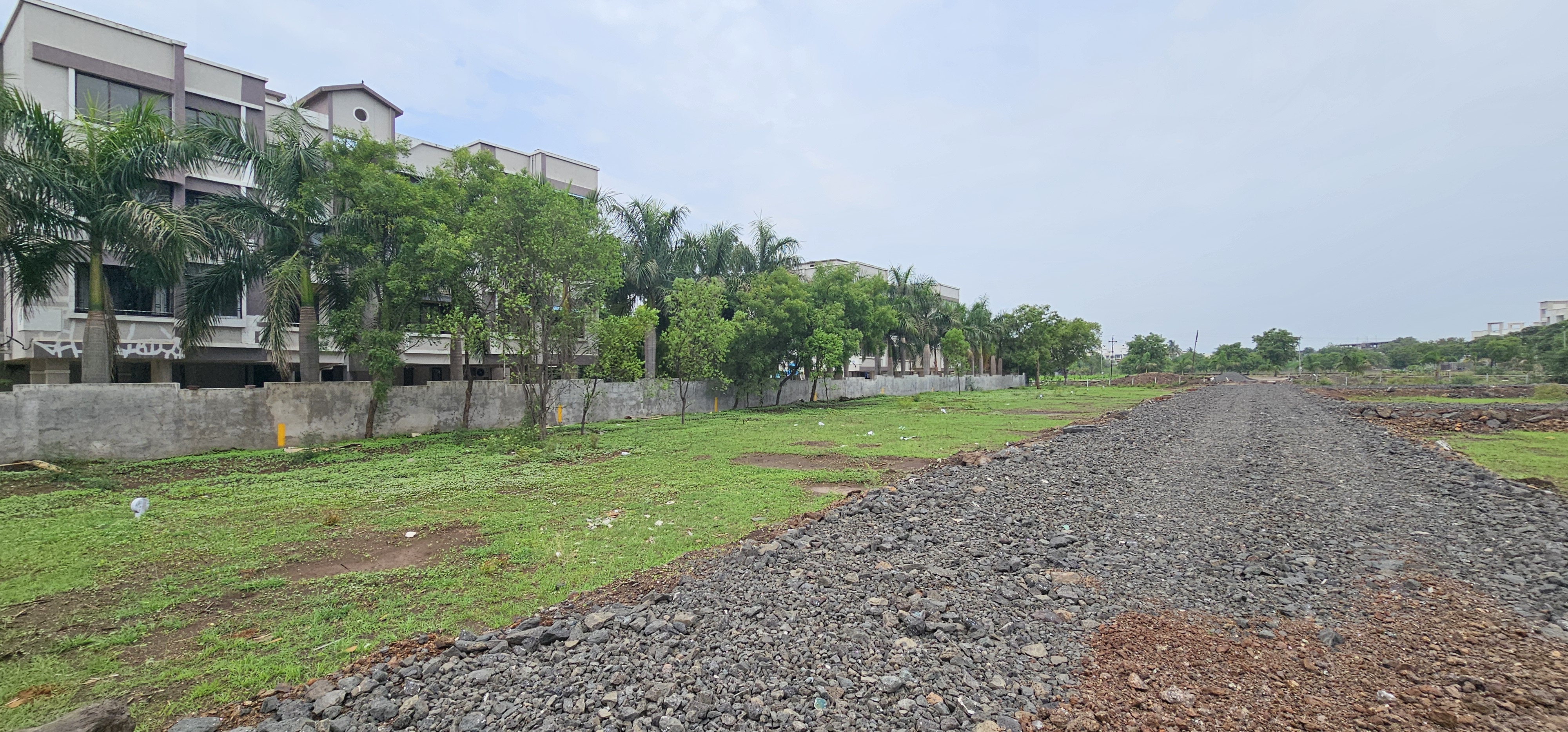 Plot For Sale in Nirvana