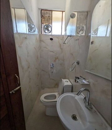 Bathroom in 3 BHK Builder Floor at Sector 18 – for Rent