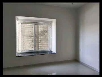 Room in 2 BHK Apartment at Ganga Legend, Bavdhan – for Rent