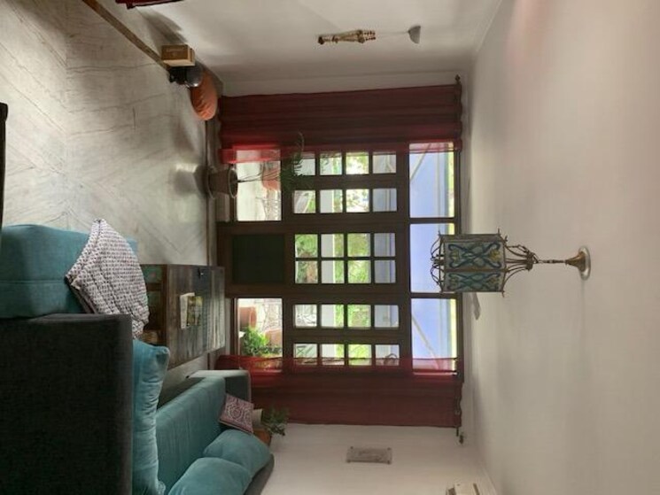 Living Room, safdarjung enclave 3 Bedroom 200 Sq.Yd. Builder Floor In Safdarjung Enclave Delhi 8920678