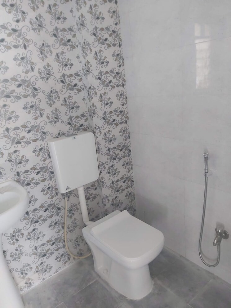 Bathroom, suyog-spring-field 3 Bedroom 1250 Sq.Ft. Apartment In Kharadi Pune 8920709