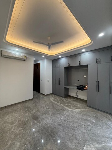 Room in 2 BHK Builder Floor at Kalkaji – for Rent