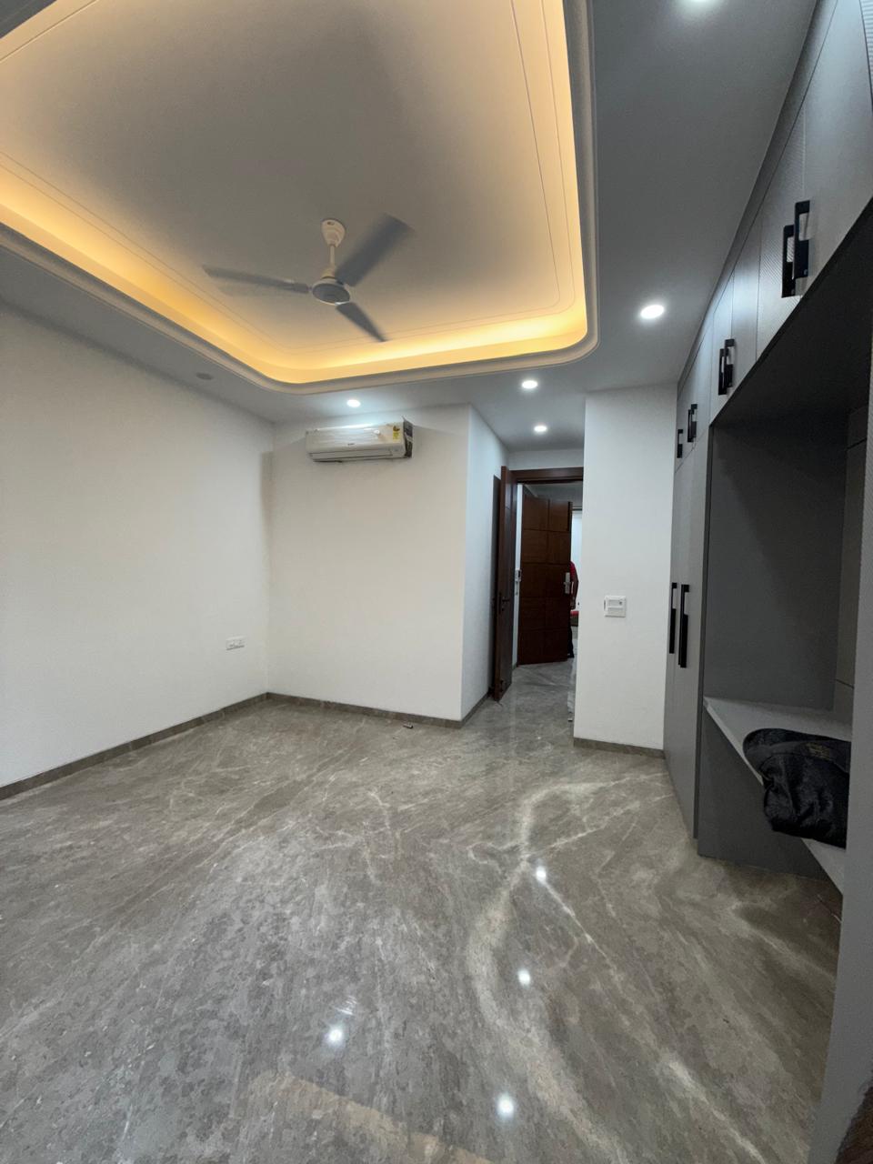 2 BHK Builder Floor For Rent in Kalkaji 