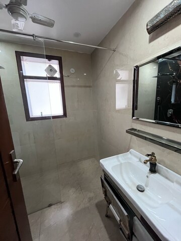 Kitchen in 5 BHK Builder Floor at Sector 27 – for Rent