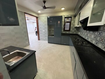 Kitchen in 5 BHK Builder Floor at Sector 27 – for Rent