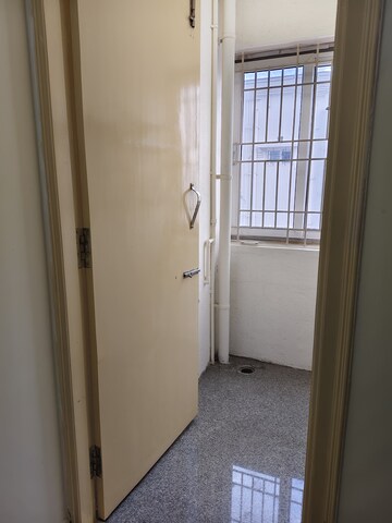 Building Lobby in 1 BHK Apartment at Halasuru – for Rent