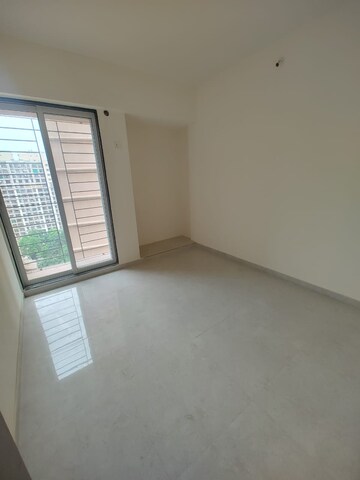 Room in 1 BHK Apartment at Puraniks One Hometown, Ghodbunder Road – for Rent