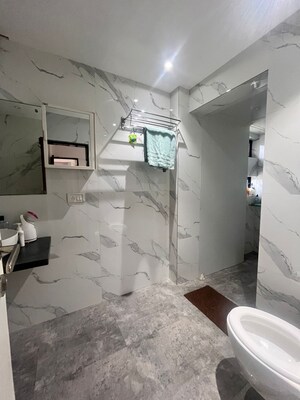 Bathroom in 6 BHK Apartment at Andheri West – for Sale