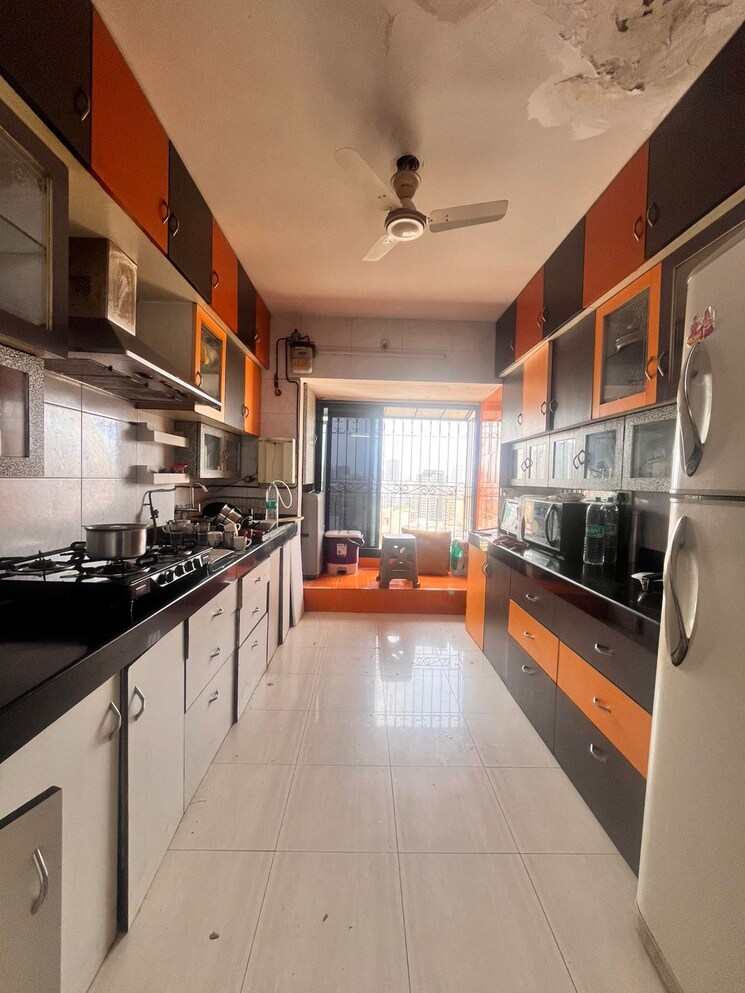 Kitchen, andheri west 6 Bedroom 4500 Sq.Ft. Apartment In Andheri West Mumbai 8920749