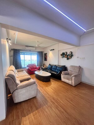 6 BHK Apartment For Sale in Andheri West