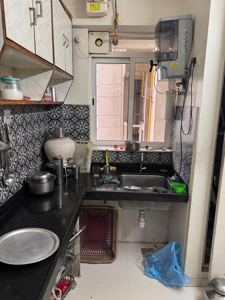 Kitchen, lodha-amara 2 Bedroom 672 Sq.Ft. Apartment In Kolshet Road Thane 8920770