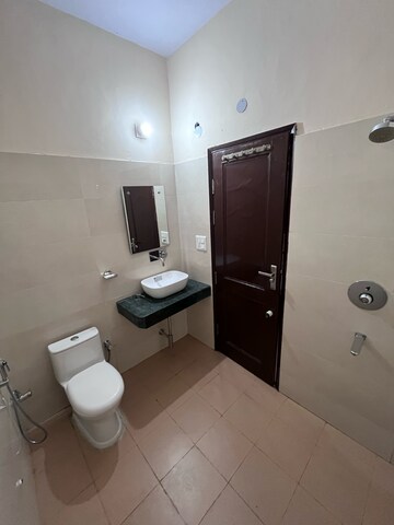 Bathroom in 4 BHK Builder Floor at Sector 28 – for Rent