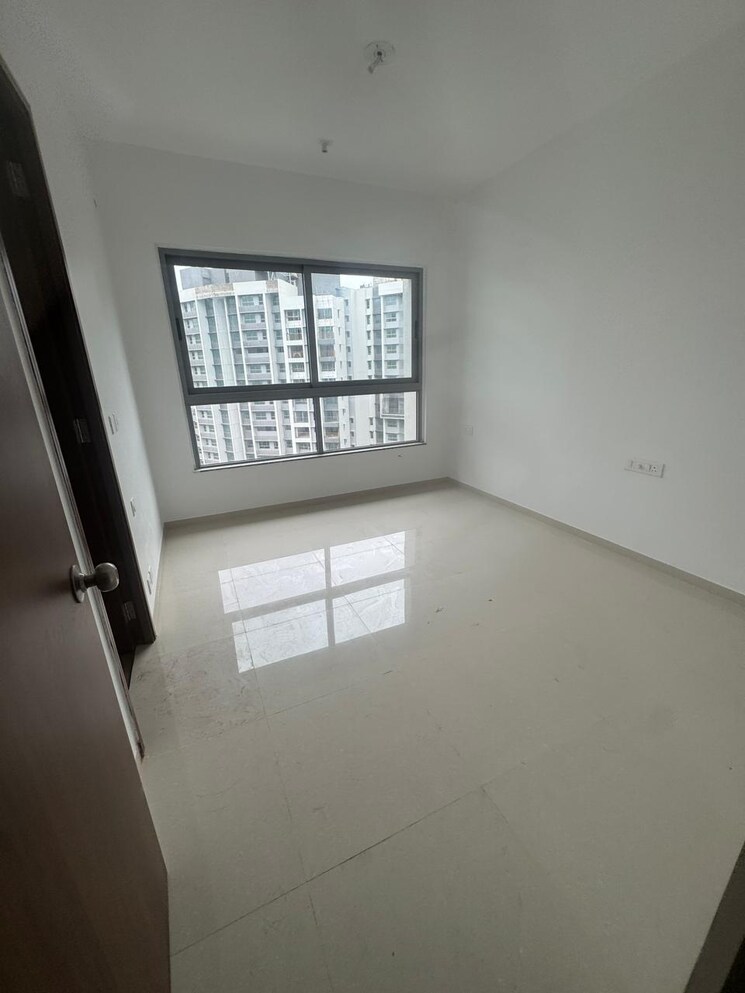 Room, kalpataru-immensa 3 Bedroom 990 Sq.Ft. Apartment In Kolshet Road Thane 8920774