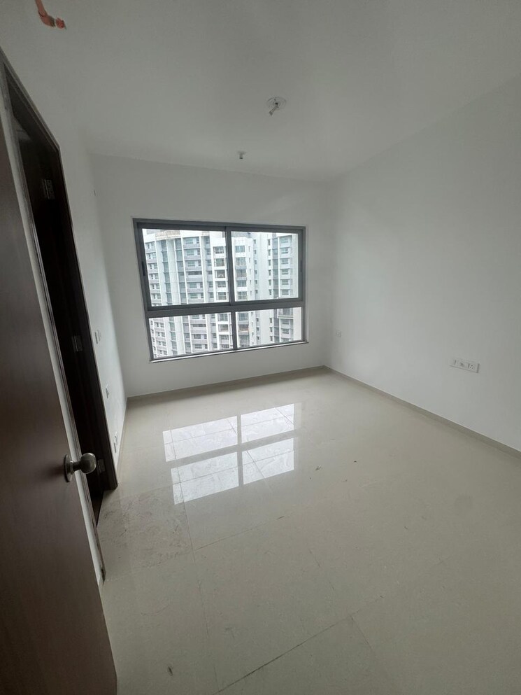 Room, kalpataru-immensa 3 Bedroom 990 Sq.Ft. Apartment In Kolshet Road Thane 8920774
