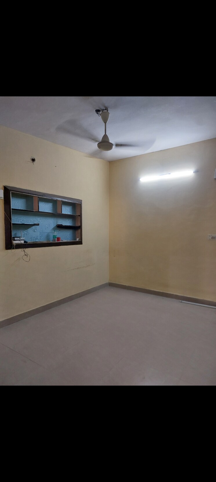 Room, aadharshila-apartment 1 Bedroom 500 Sq.Ft. Apartment In Sarita Vihar Delhi 8920777