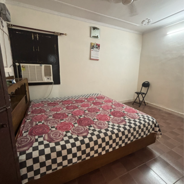 Bedroom in 1 BHK Builder Floor at Saket – for Rent