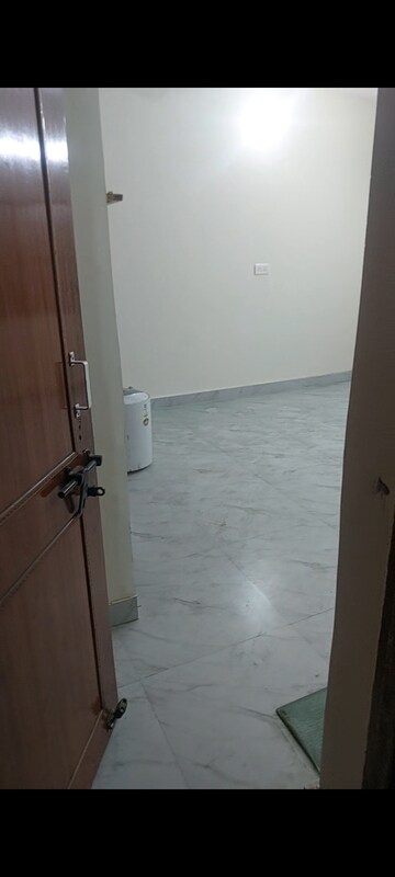 Bathroom in 1 BHK Apartment at Shanti Bhawan, Sarita Vihar – for Rent