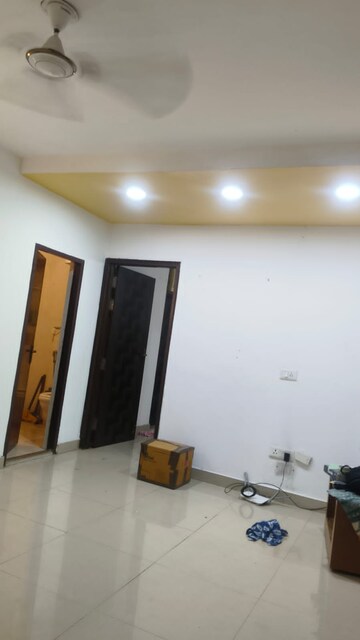 Furnished Amenities in 2 BHK Builder Floor at Neb Sarai – for Rent