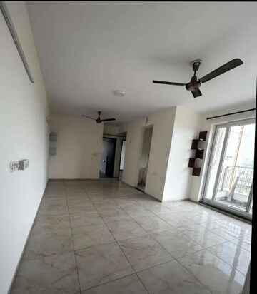 Room in 2 BHK Apartment at BPTP Discovery Park, Sector 80 – for Sale
