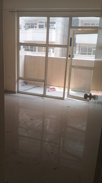 Room in 2 BHK Apartment at Pyramid Urban Homes 2, Sector 86 – for Rent