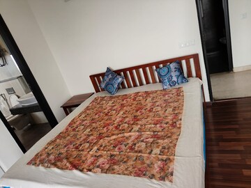 Bedroom in 2 BHK Apartment at Microtek Greenburg, Sector 86 – for Rent