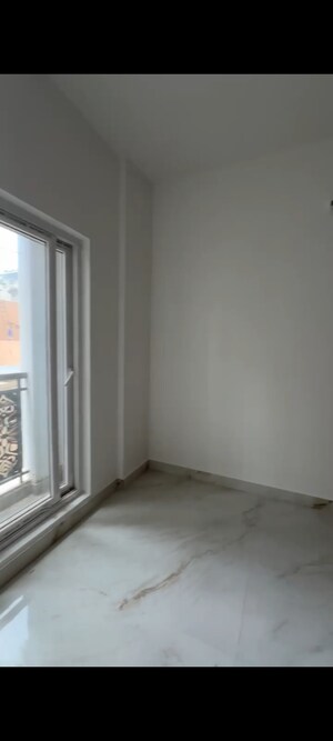 Room in 4 BHK Apartment at Sultanpalya – for Sale